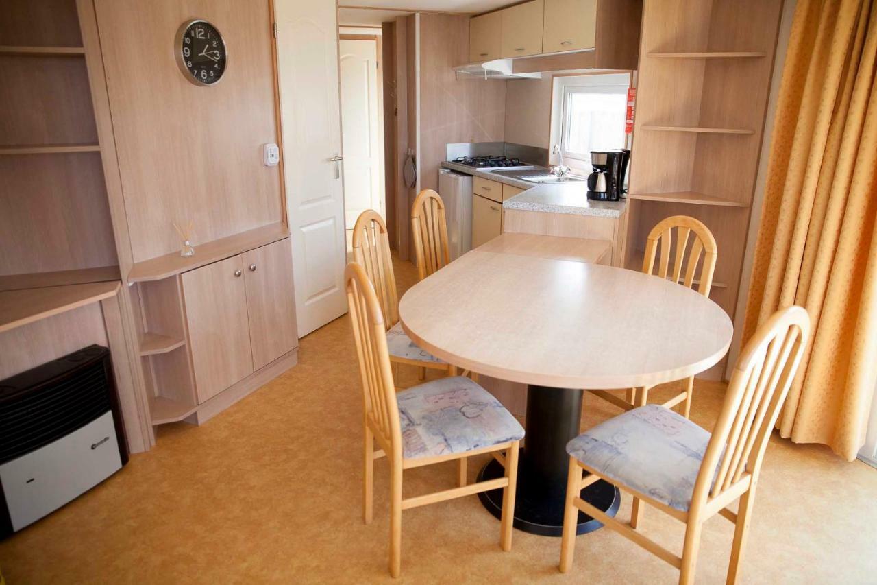 Zeezand Recreatie Cozy Chalets Stolpen Exterior foto